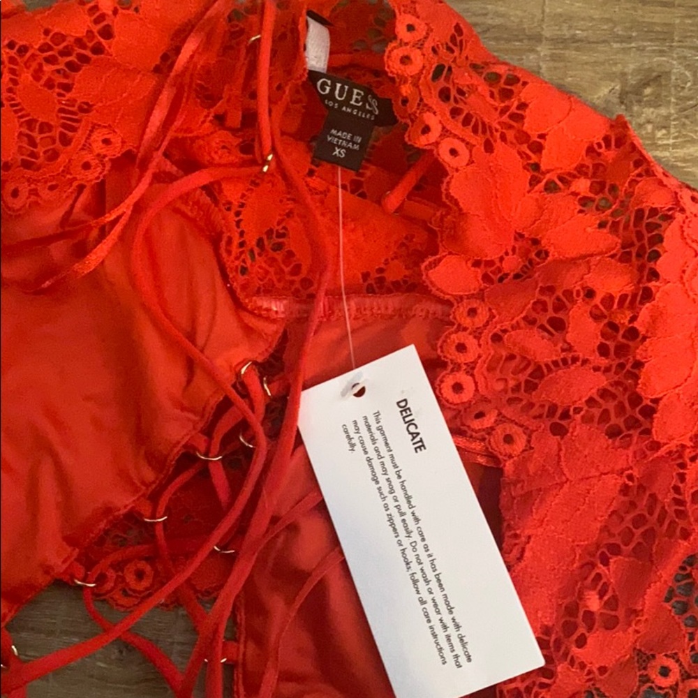 GUESS tank top - Picture 2 of 2
